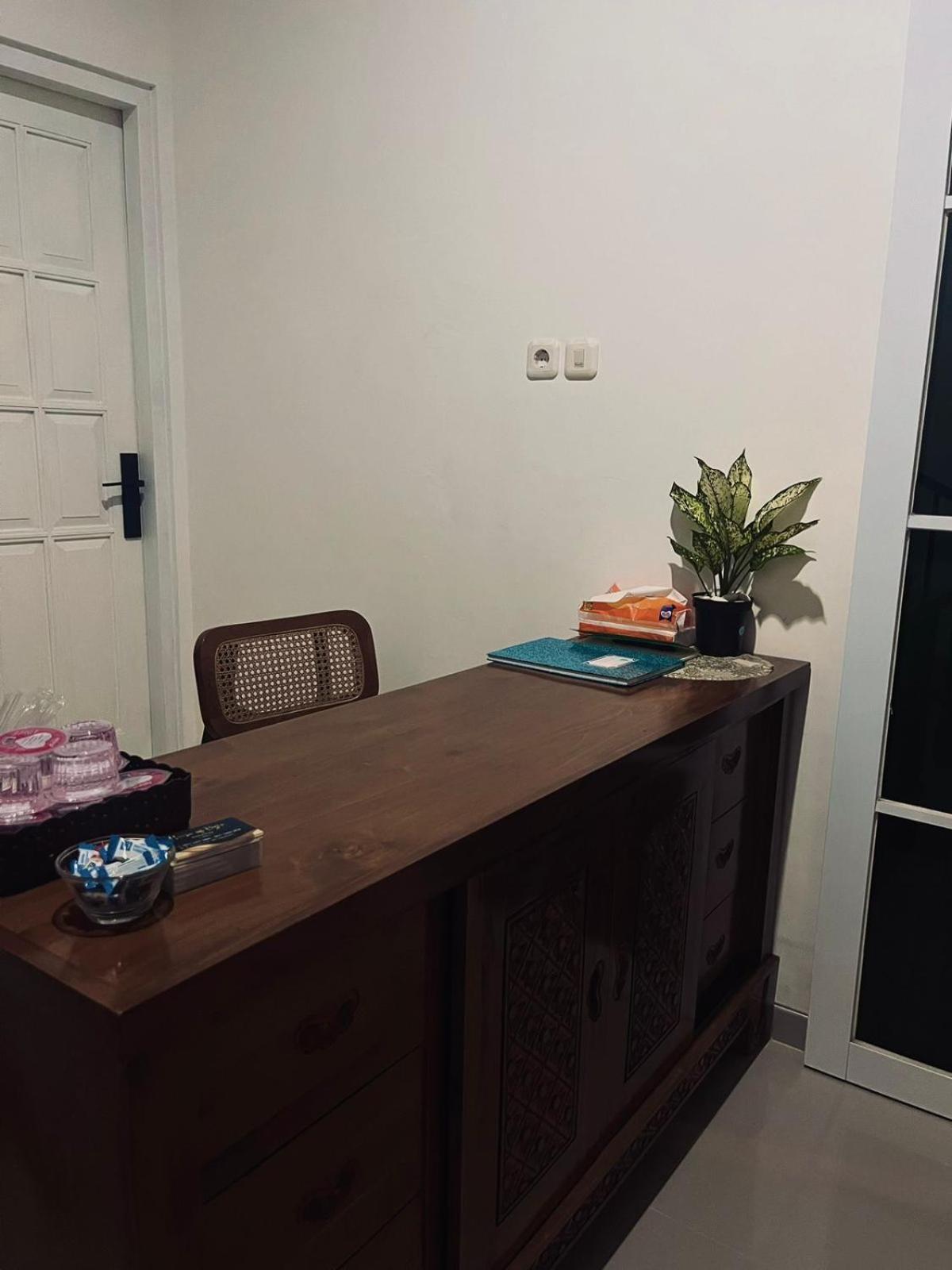 House Of Bedjo Powered By Cocotel 日惹 外观 照片