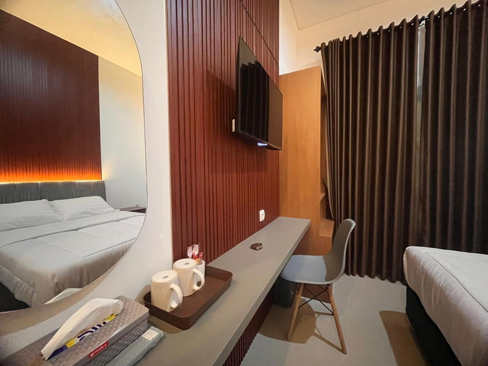 House Of Bedjo Powered By Cocotel 日惹 外观 照片